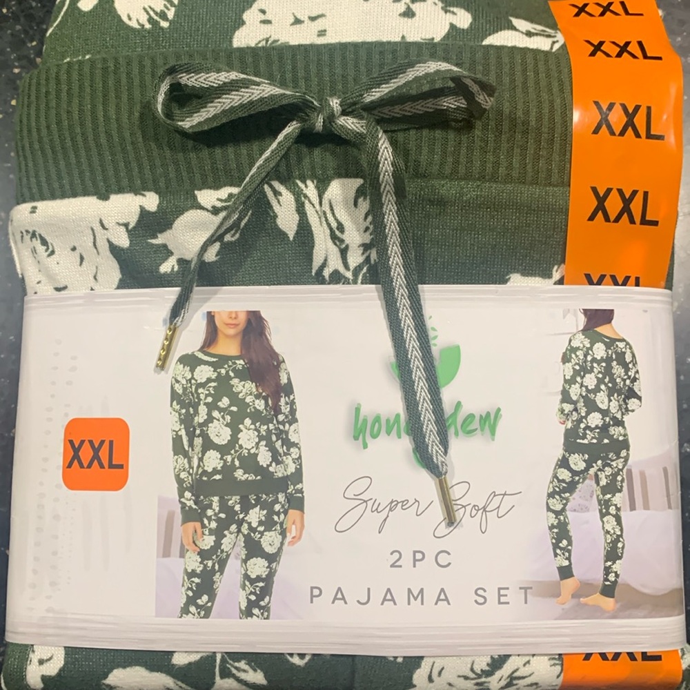 NWT Honeydew Ladies’ 2-piece OLIVE GREEN XXL Pajama Set